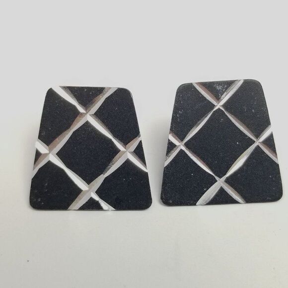 Vintage Black and Silver Tone Stud Earrings, Retro 80s 90s Style Grid Design - Picture 6 of 6